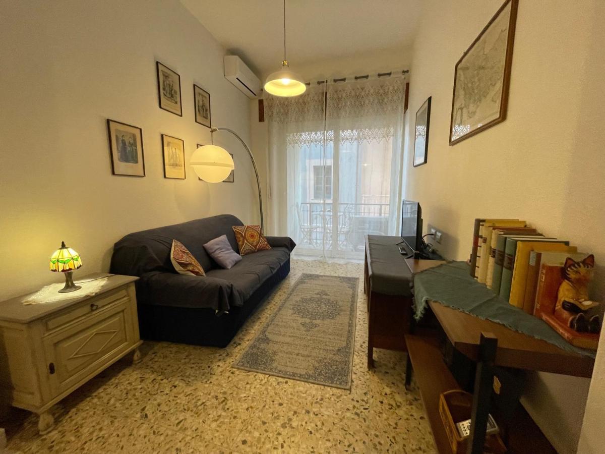 Back To The Past Appartement Olbia Buitenkant foto